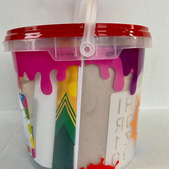 NEW Crayola Paint Can Kids Arts and Crafts Set - Picture 3 of 6